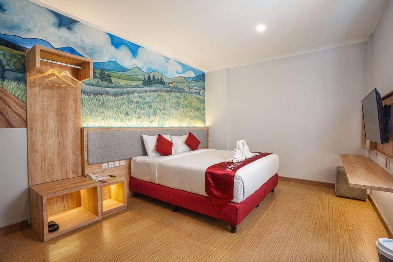 Kaloka Airport Hotel Sumbawa Besar Extérieur photo